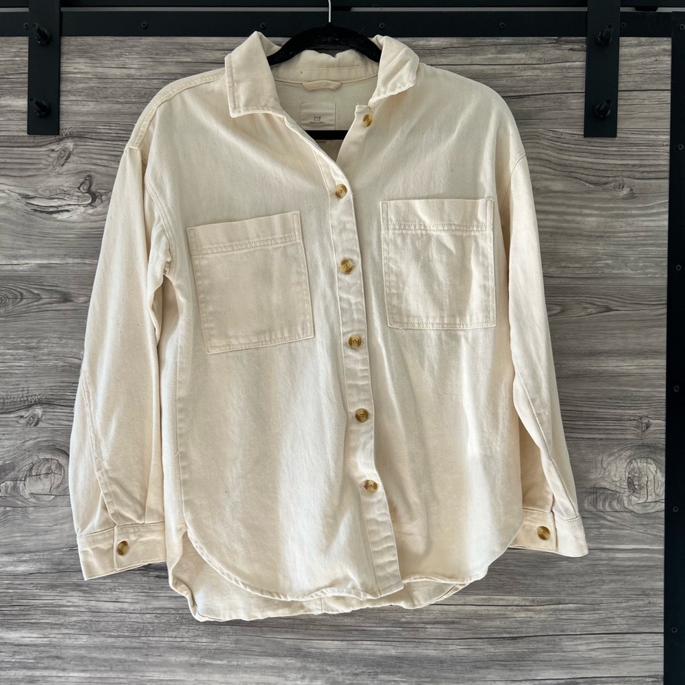 Beige button up jacket